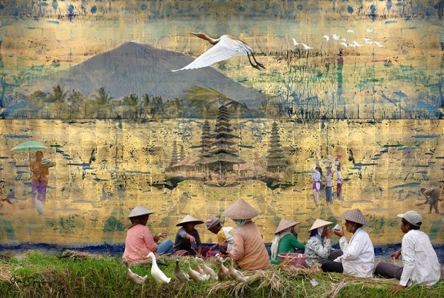 UNDER THE VOLCANO small