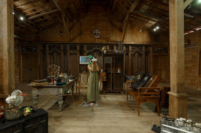 Distopian Vr ‘Replacements’: a time-lapse VR journey from a Javanese village to the ...